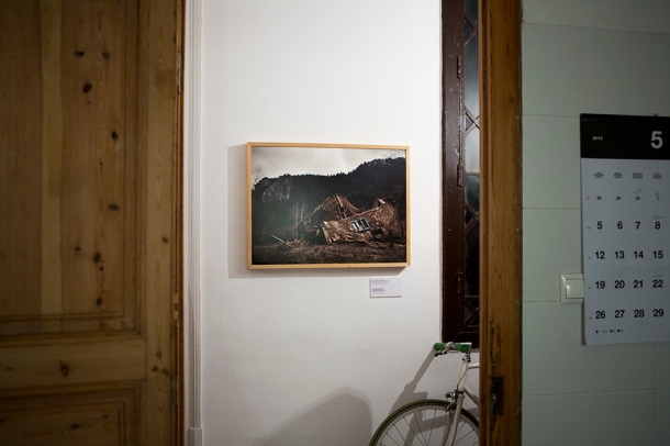 openhouse-project-barcelona-photography-exhibition-camilla-de-maffei-the-visible-mountain-sarajevo-8